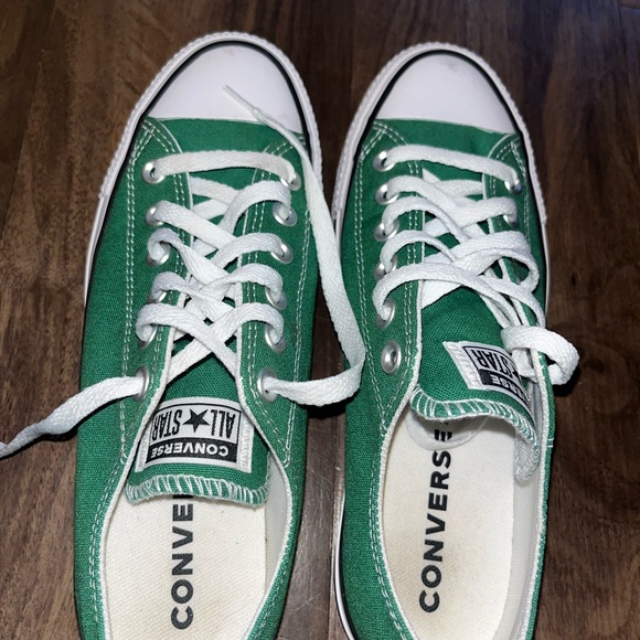 Green Chucks women’s 8 - Picture 3 of 4